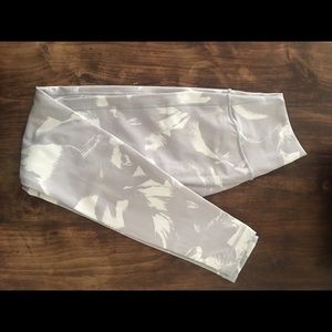 Wunder Under High Rise 28” Lululemon